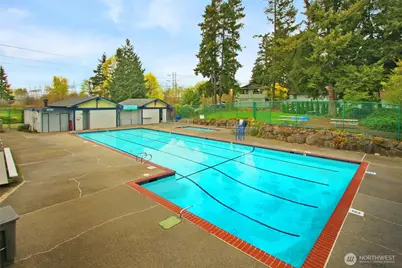 2017 Jones Circle SE, Renton, WA 98055 - Photo 39