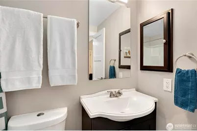 9907 NE 124th Street #813, Kirkland, WA 98034 - Photo 15