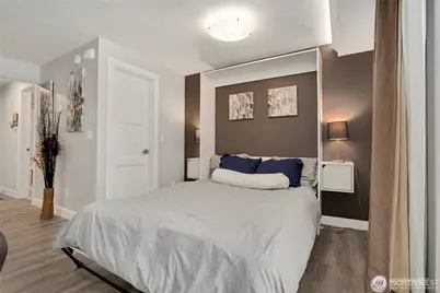 9907 NE 124th Street #813, Kirkland, WA 98034 - Photo 7