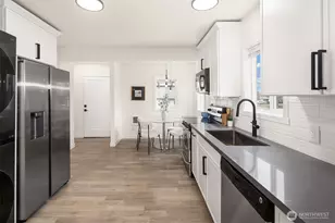 1325 Broadway, Everett, WA 98201 - Photo 5
