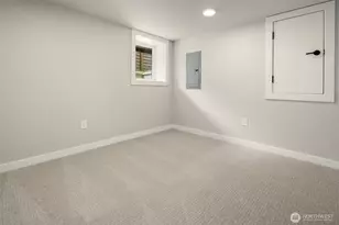2302 E Pike St, Seattle, WA 98122 - Photo 21