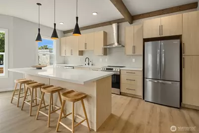 2302 E Pike Street, Seattle, WA 98122 - Photo 3