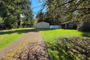 140 NE Evergreen Dr, Tahuya, WA 98588 - Photo 1