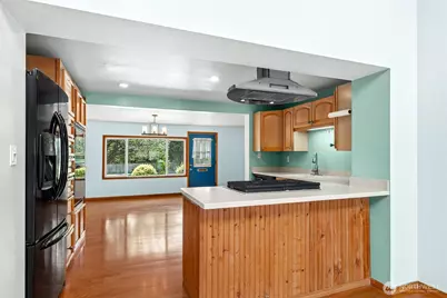 4905 234th St. SW, Mountlake Terrace, WA 98043 - Photo 3