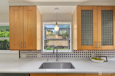 4019 50th Avenue SW, Seattle, WA 98116 - Photo 11