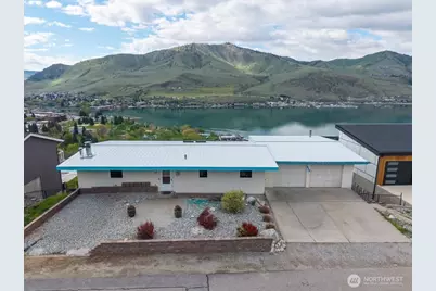 820 W Golf Course Drive, Chelan, WA 98816 - Photo 1