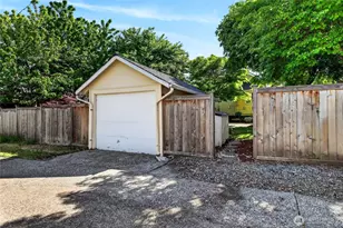 3033 44th Ave SW, Seattle, WA 98116 - Photo 31
