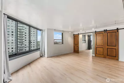 2621 2nd Avenue #1001, Seattle, WA 98121 - Photo 13