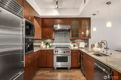 819 Virginia Street #3304, Seattle, WA 98101 - Photo 9