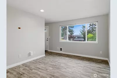 2715 24th Avenue Ct SE, Puyallup, WA 98374 - Photo 5