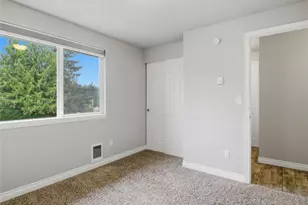2715 24th Ave Ct SE, Puyallup, WA 98374 - Photo 17