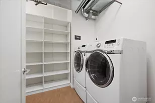 10700 NE 4th St, Bellevue, WA 98004 - Photo 19