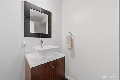10700 NE 4th Street #1006, Bellevue, WA 98004 - Photo 17