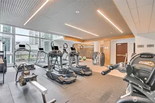 10700 NE 4th St, Bellevue, WA 98004 - Photo 27