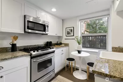 117 John Street #9, Seattle, WA 98109 - Photo 11
