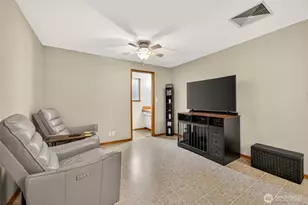 807 Jefferson Ave NE, Renton, WA 98056 - Photo 15