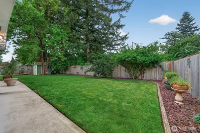 807 Jefferson Avenue NE, Renton, WA 98056 - Photo 35