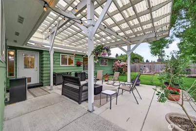 807 Jefferson Avenue NE, Renton, WA 98056 - Photo 29