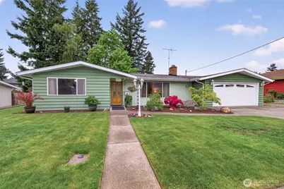 807 Jefferson Avenue NE, Renton, WA 98056 - Photo 1