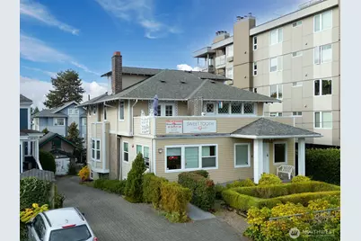 211 14th Avenue E, Seattle, WA 98112 - Photo 1