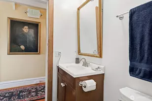 211 14th Ave E, Seattle, WA 98112 - Photo 17