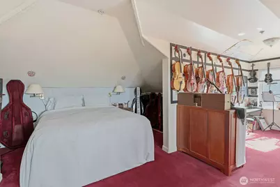 211 14th Avenue E, Seattle, WA 98112 - Photo 23