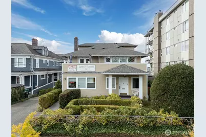 211 14th Avenue E, Seattle, WA 98112 - Photo 31