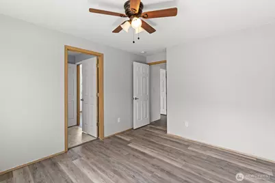 16602 Greenleaf Avenue SE, Yelm, WA 98597 - Photo 27