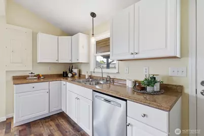2224 Chestnut Street, Everett, WA 98201 - Photo 11