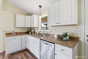 2224 Chestnut St, Everett, WA 98201 - Photo 11