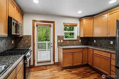 4530 5th Drive SE, Everett, WA 98203 - Photo 9