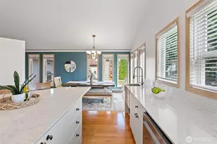 5149 NW View Point Ln, Bremerton, WA 98312 - Photo 9