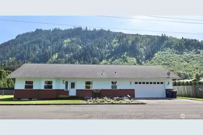 693 Temple Avenue, Morton, WA 98356 - Photo 1