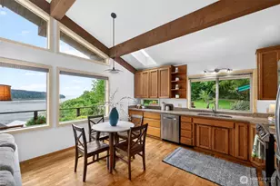 10427 Sunrise Beach Dr NW, Gig Harbor, WA 98332 - Photo 9