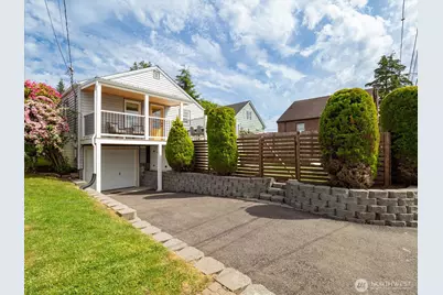 8311 19th Avenue NW, Seattle, WA 98117 - Photo 25