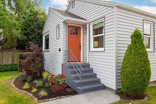 8311 19th Ave NW, Seattle, WA 98117 - Photo 3