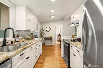 10511 90th Street NE, Lake Stevens, WA 98258 - Photo 9