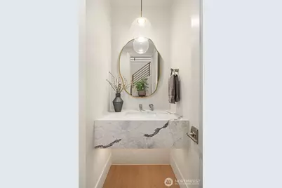 30 Enatai Drive, Bellevue, WA 98004 - Photo 17