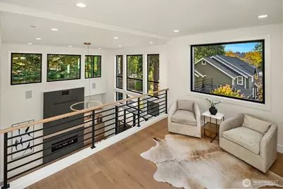 30 Enatai Drive, Bellevue, WA 98004 - Photo 19