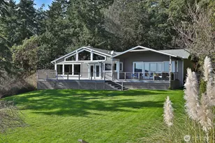 2693 N Bluff Rd, Greenbank, WA 98253 - Photo 7