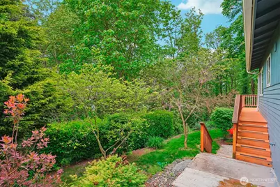 8008 S 122nd Street, Seattle, WA 98178 - Photo 37