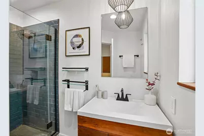 8008 S 122nd Street, Seattle, WA 98178 - Photo 23