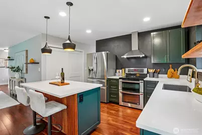 8008 S 122nd Street, Seattle, WA 98178 - Photo 13