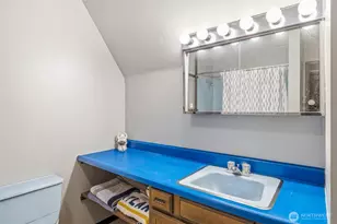 6924 Baker Cir, Deming, WA 98244 - Photo 21
