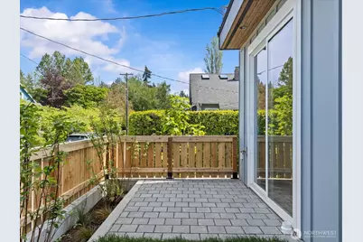 2503 E Newton Street, Seattle, WA 98112 - Photo 5