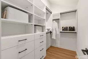 358 N 74th St, Seattle, WA 98103 - Photo 23