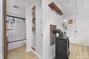 1210 Logan St, Bellingham, WA 98225 - Photo 11