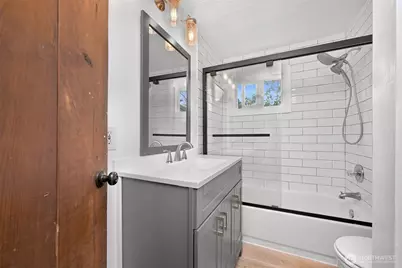 1210 Logan Street, Bellingham, WA 98225 - Photo 25