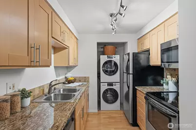 6960 California Avenue SW #A304, Seattle, WA 98136 - Photo 11