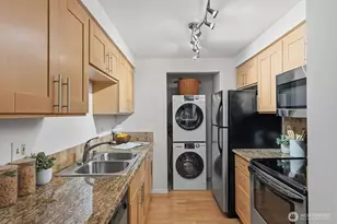 6960 California Ave SW, Seattle, WA 98136 - Photo 11